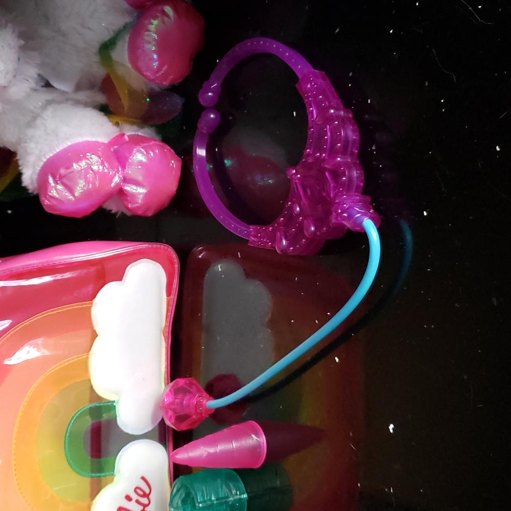 HOST PICK. Barbie Dreamtopia Unicorn Plush Doctor Set - Picture 3 of 6